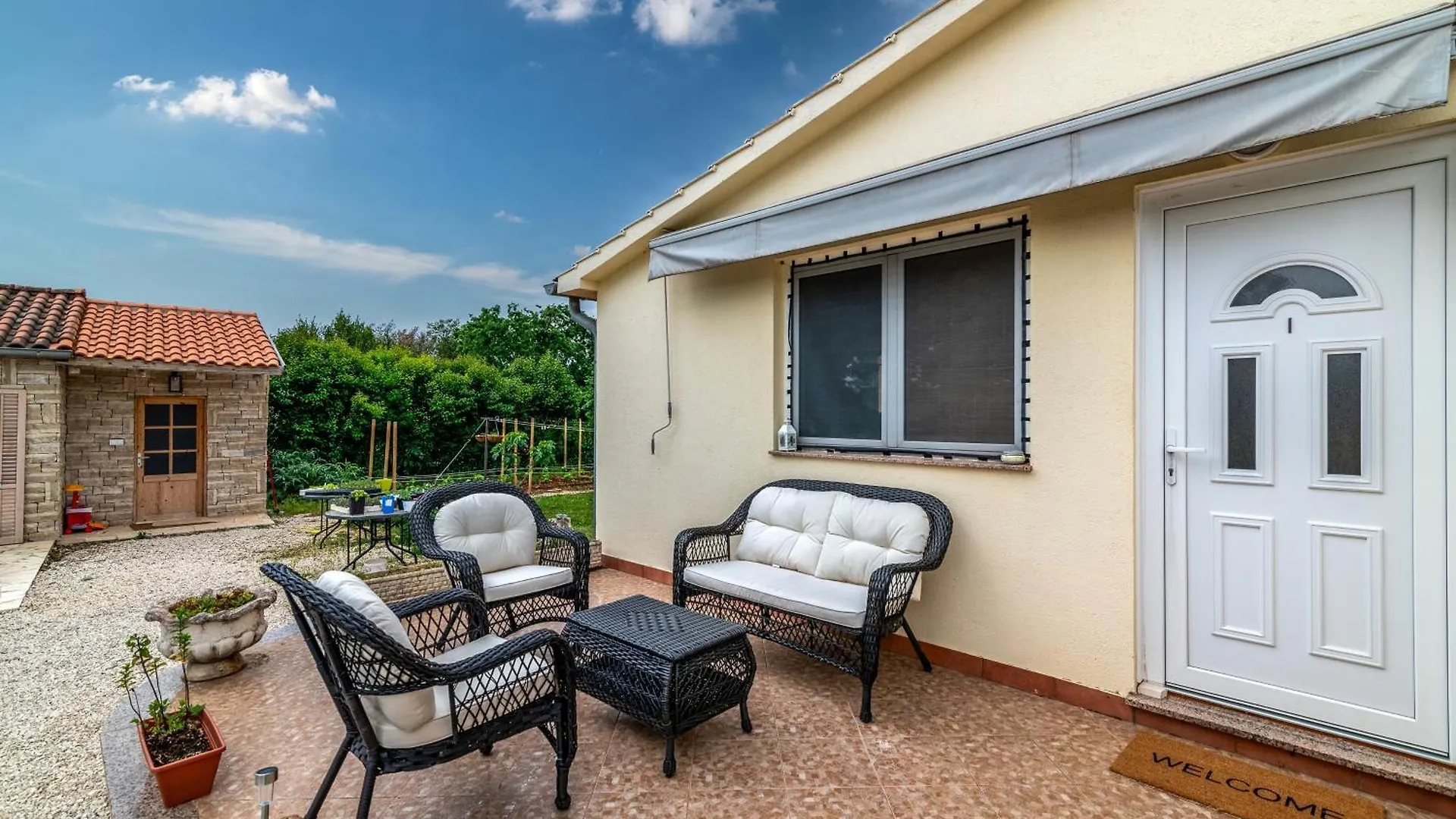 Apartments With A Parking Space Rovinj - 22740
